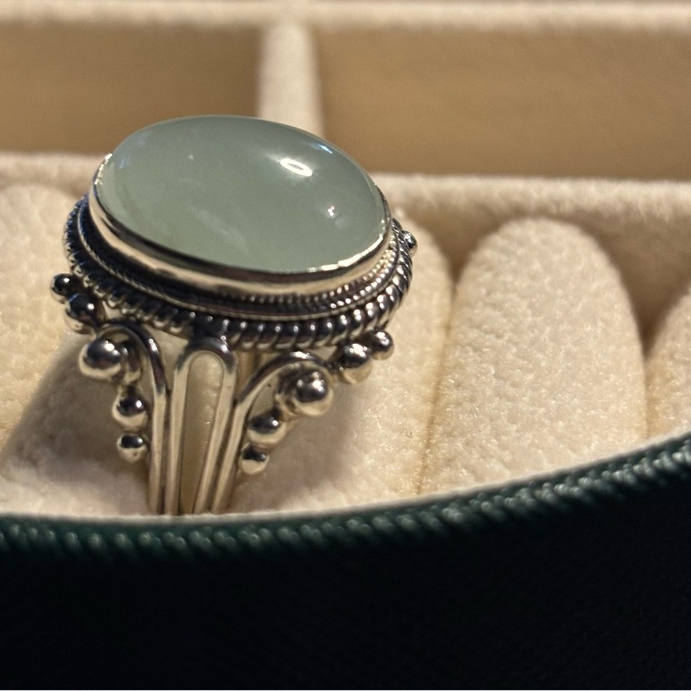 925 Sterling Silver Ring with Green Stone